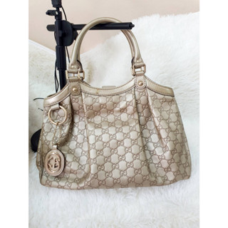 กระเป๋า GUCCI มือสอง ของแท้ Sukey Leather Tote Bag 211944 GG Canvas Handbag Beige สภาพ 90%