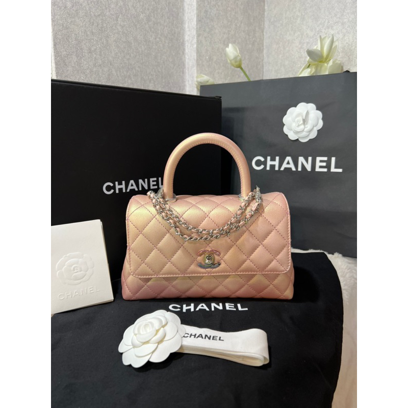 💥New Chanel coco 9.5” light pink iridescent caviar
