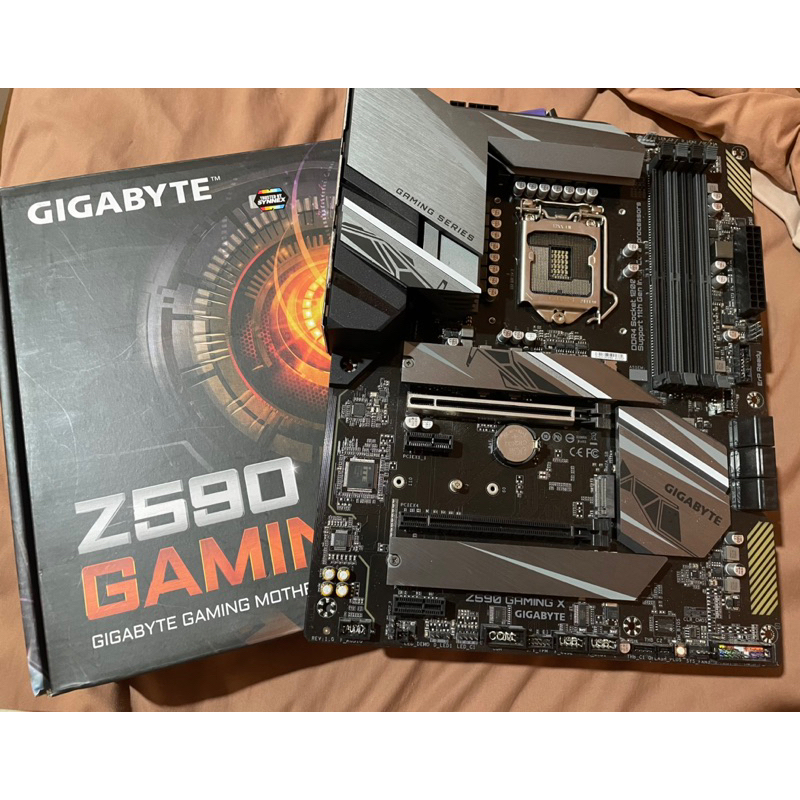 GIGABYTE Z590 GAMING X LGA1200