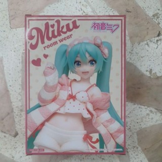 hatsune miku room wearฟิกเกอร์