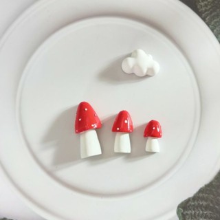 magnet 🧲 red mushroom. เห็ดสีแดง. set 3 ชิ้น (งานปูน)