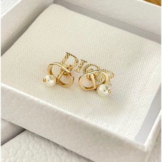 รับหิ้ว✔️DIOR PETIT CD EARINGS ผ่อน 0% 6 เดือน ผ่าน Shopee pay later ได้  หรือผ่อน 0% 10 เดือนผ่านบัตรเครดิตได้น๊า