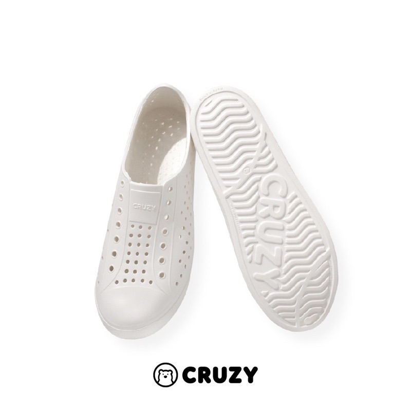 ส่งต่อ รองเท้า CRUZY