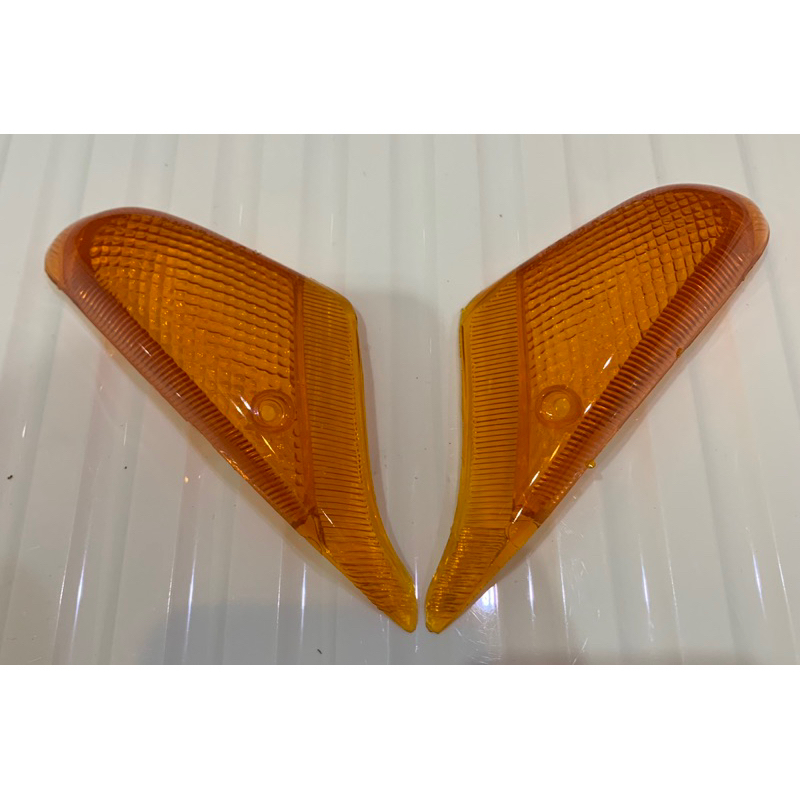 ฝา ครอบไฟเลี้ยวหน้า Yamaha JR120   R/L แบบเดิม 1คู่ ของใหม่