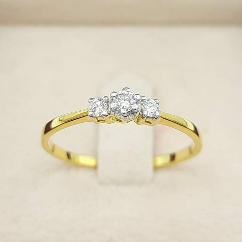 🔥 🔥 SK Jewelry 💍 แหวนเพชรชู 3 เม็ด 💍💎ทองแท้ 9K (37.50%)  ทองแท้ 9K  🔥🔥  มีสินค้าพร้อมส่ง 🚛 🗃 SK-R0006