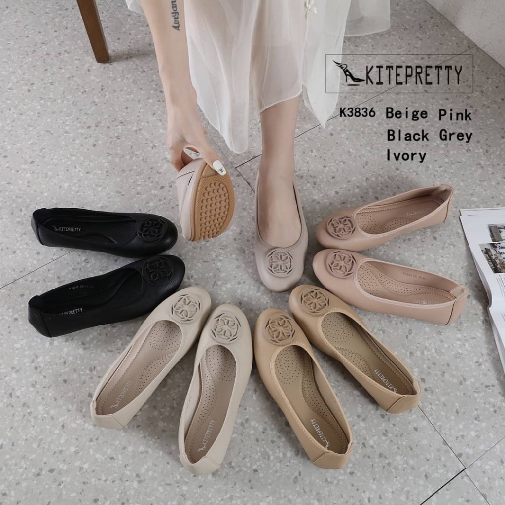 สินค้าพร้อมส่ง รหัสสินค้า K3836 รองเท้าคัทชูส้นแบน หน้าประดับ แพทเทิร์นหน้าเท้ากว้างรองรับไซส์ 41-42