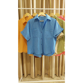 เสื้อเชิ้ตคอปกแขนสั้น ทรงกระชับพอดีตัว ขนาดฟรีไซส์ มีหลายสีให้เลือก