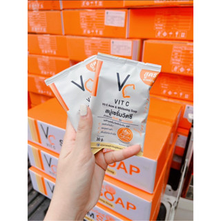 ( 4 ก้อน ) 146 บาท ของแท้ พร้อมส่ง สบู่เซรั่มวิตซี VIT C 30 กรัม