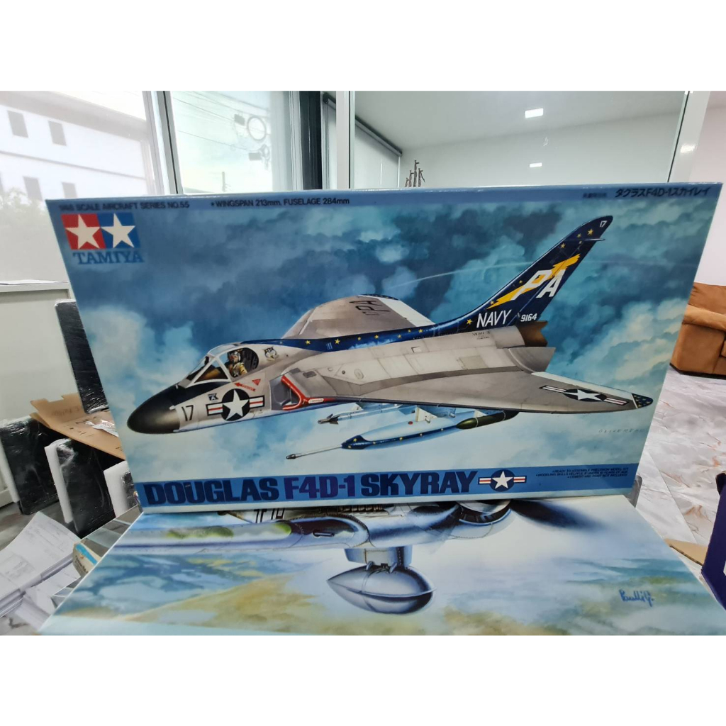 โมเดลเครื่องบินทามิย่า Douglas F4D-1 Skyray 1/48