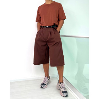 BLOC PLEATED SHORTS กางเกงขาสั้น3ส่วน