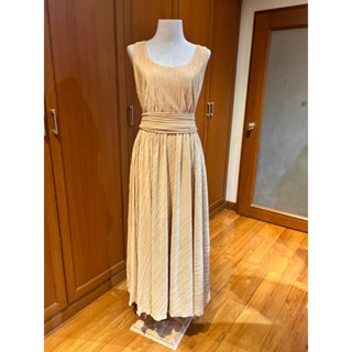 ICONIC pleated dress new freesize ใหม่ซักเก็บ