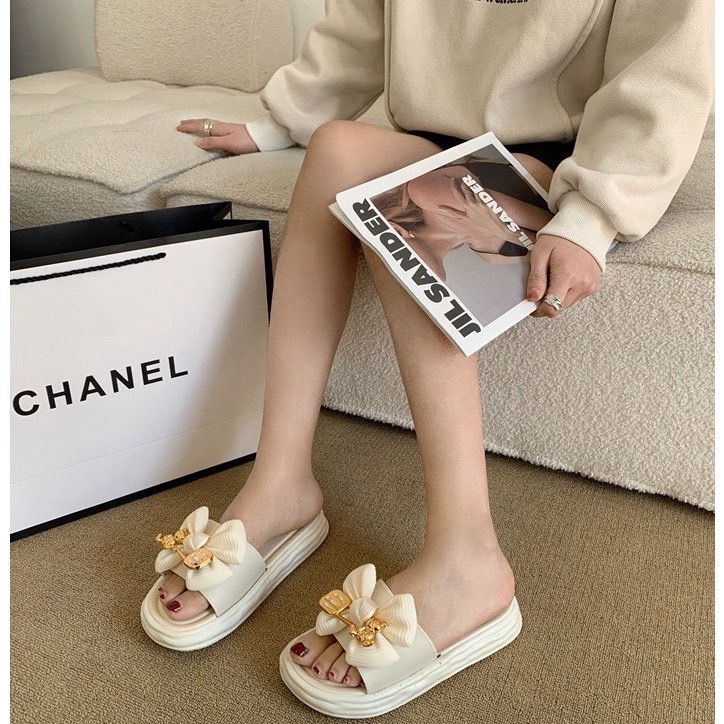 รองเท้าแบบสวมพื้นนุ่ม สไตล์เกาหลี รองเท้าแตะแต่งโบว์และหมีน่ารักๆ พื้นหนา - รูปที่ 4