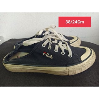 Fila Size 38 ยาว 24 Cm  รองเท้ามือสอง ผู้หญิง เท้าเล็ก  ผ้าใบ สวม แฟชั่น ลำลอง เที่ยว