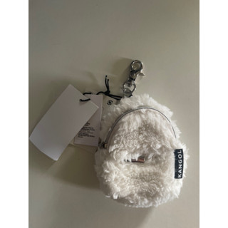 กระเป๋า hm kangol ป้ายห้อยจากช้อป ขนาด4.5*4