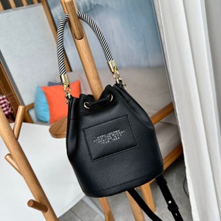 Marc Jacobs. Bucket bag กระเป๋าถัง