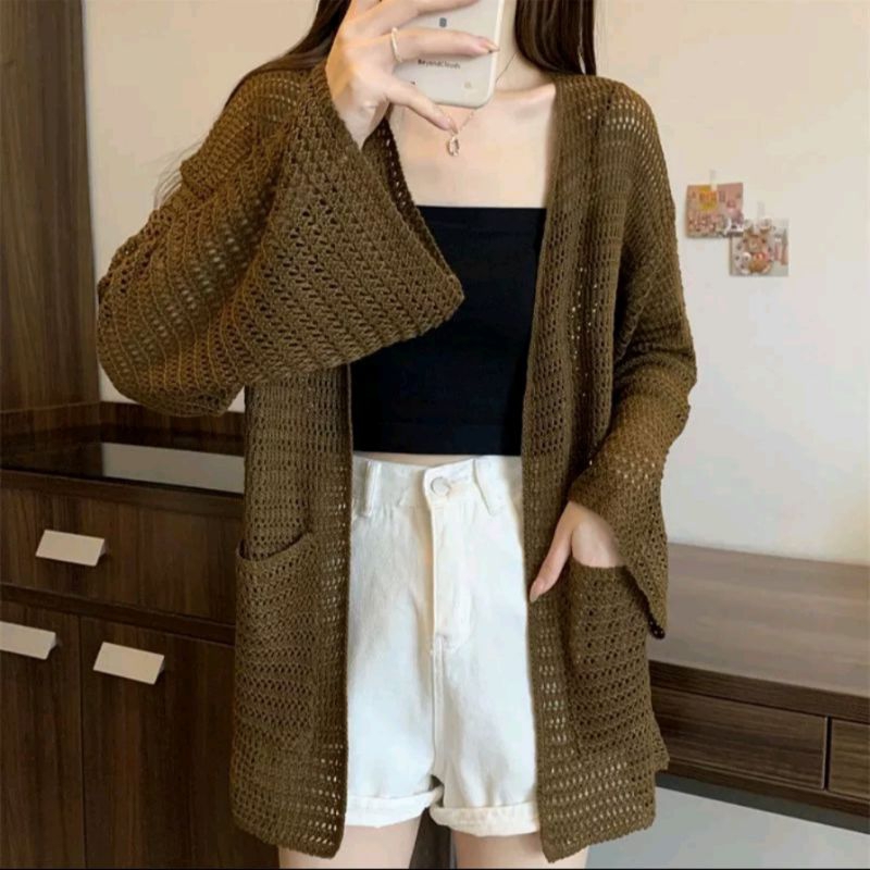 GoodNine พร้อมส่ง เสื้อคลุมไหมพรมถักตาข่ายแต่งดีเทลกระเป๋าหน้า 2 ข้างใช้ได้จริงแมทได้กับทุกลุคผ้านิ่มยืดหยุ่นเยอะป้ายypy - รูปที่ 2