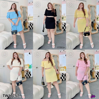 TW17757 Set #Bigsize 2 ชิ้น เสื้อครอปปาดไหล่+ กระโปรงสั้น