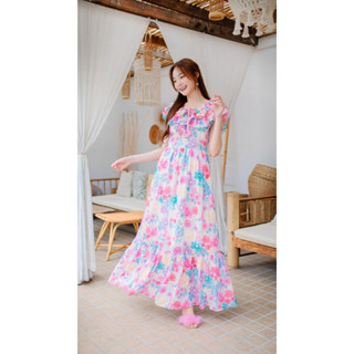 Erica Flora Maxidress เดรสยาวผ้าชีฟองพิมพ์ลาย ลายสวย สีชัด ใส่สบาย สำหรับต้อนรับซัมเมอร์ ไปสะบัดกันแบบสวยๆเลยจ้า