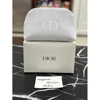 (New/แท้💯) กระเป๋าเครื่องสำอางค์ Dior Pouch Bag สีขาวกำมะหยี่ 🎄Limited Christmas 2022🎄