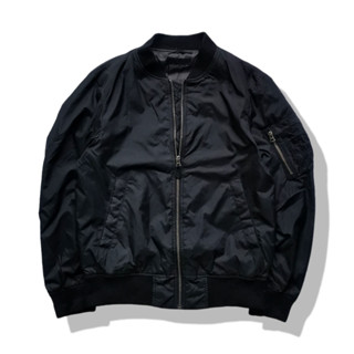 Uniqlo Black Bomber Jacket รอบอก 41”