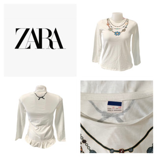 Zara baby girl size10 (Z2) เสื้อยืด เด็กผู้หญิง คอกลม แขนยาว สีขาว ลายสร้อย