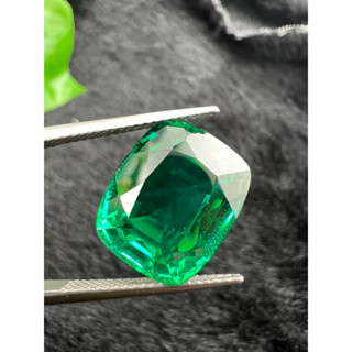 Lab emerald 12x10mm cyshion shape Hardness 7 Total 1 pieces