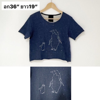 ส่งต่อ (used) เสื้อครอปผ้ายืดเพ้นท์ลายด้านหน้า