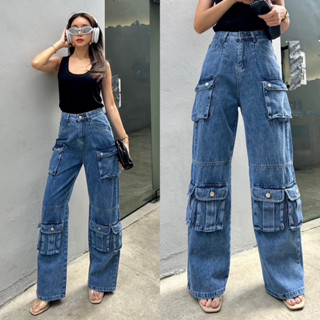 Promthong Jeans กางเกงยีนส์ทรงกระบอกสุดเท่ห์ แต่งกระเป๋ารอบตัว