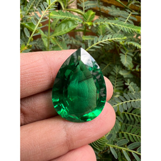 lab Emerald drop shape 30 carats 20x28mm 1 pieces