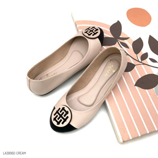 HaloBangkok รองเท้า Flat Shoes หนังไมโครไฟเบอร์ รุ่น LA39992