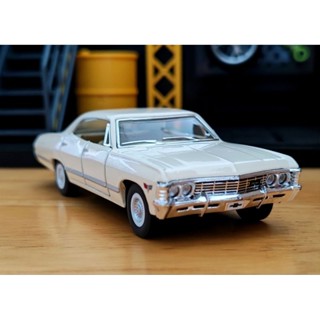 1967 Chevrolet Impala โมเดลรถเหล็ก