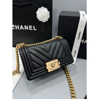 กระเป๋าสะพายข้าง Chanel งานvip size 20 cm  boxset*