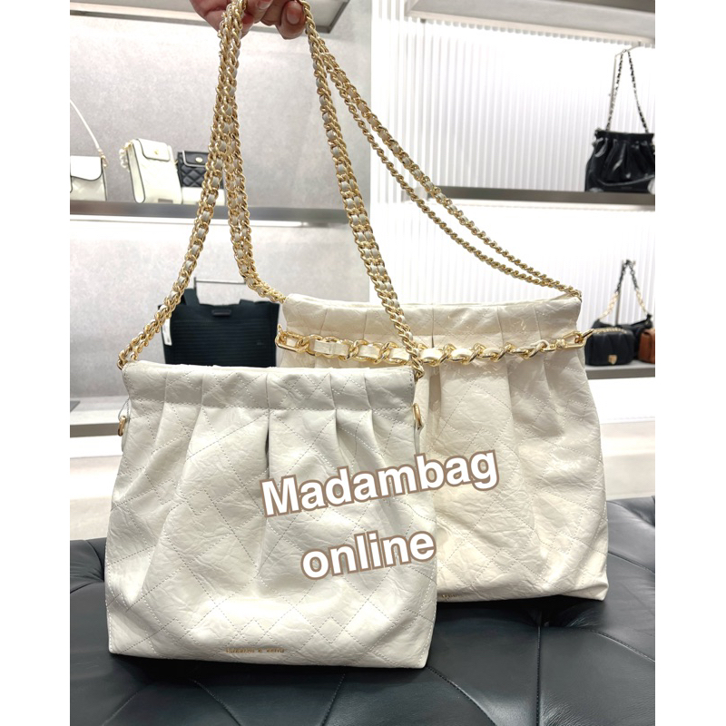 CHARLES & KEITH Duo Double Chain Bag ใบเล็ก /ใบใหญ่ กระเป๋าสะพายไหล่