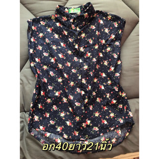 เสื้อเชิ้ตคอปกแขนกุด สีกรม ลายดอกไม้ Free size  อก 40 ยาว 21