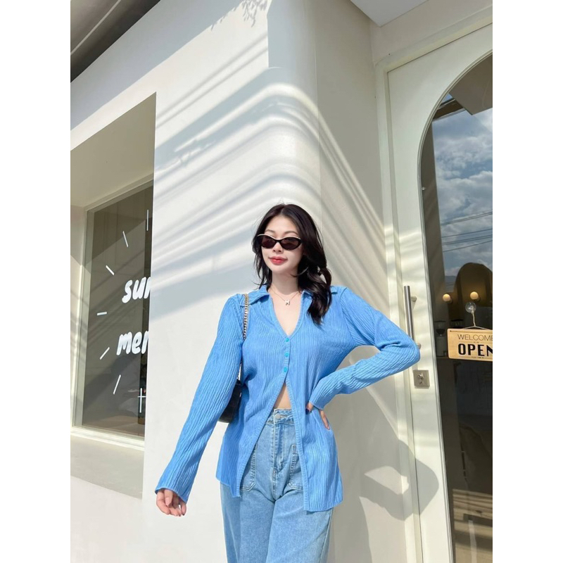 ✔️พร้อมส่ง✔️เสื้อแขนยาว แต่งกระดุมหน้า แหวกหน้าช่วงเอว เก็บทรวดทรง ใส่แล้วดูเพรียว #SHN02 - รูปที่ 5