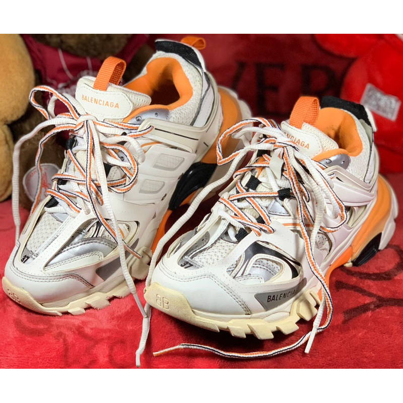 รองเท้าผ้าใบ Balenciaga Track Runners-White size 37 มือ2 ของแท้ 100%
