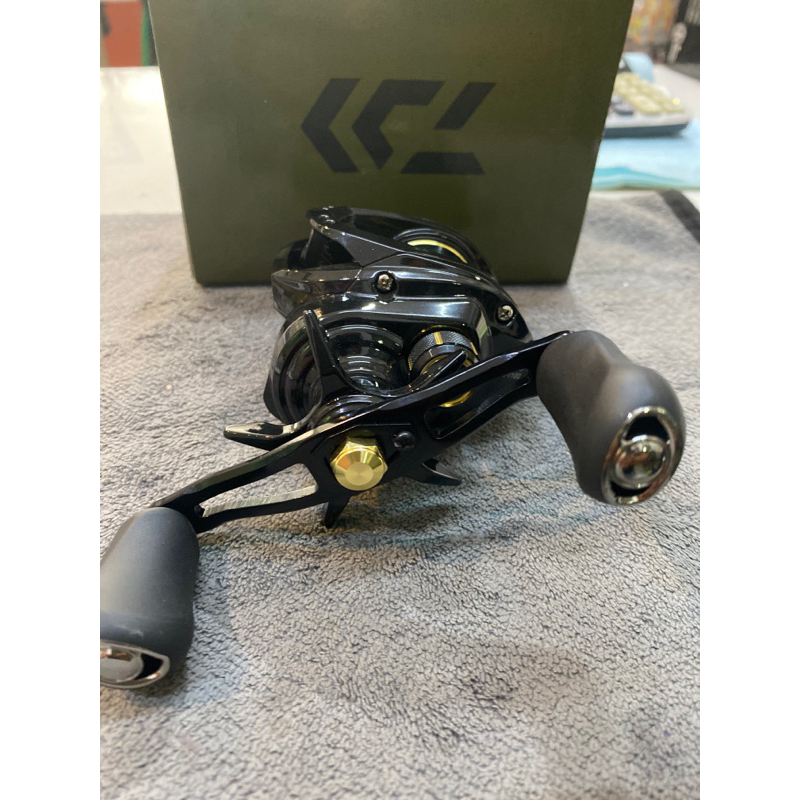 รอกตกปลา daiwa pt100