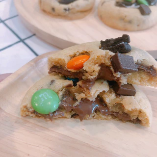 ซอฟคุกกี้ไส้ช็อคโกแล็ตท้อปปิ้งแน่นๆ อร่อย