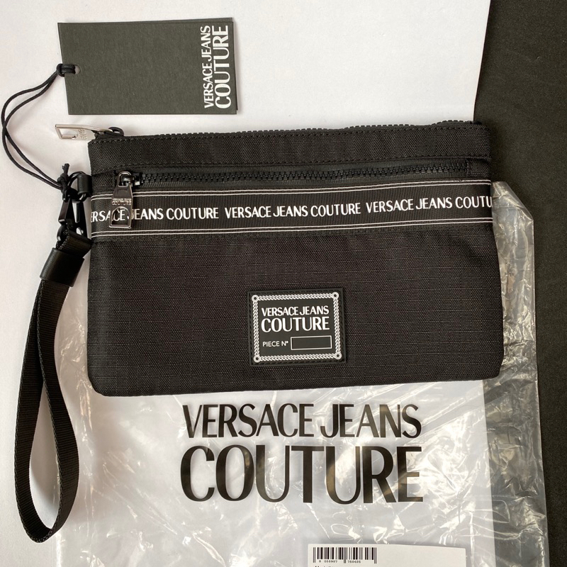 กระเป๋าคลัทช์ Versace Jeans Couture สายคล้องมือ clutch bag Black logo งานผ้า ของแท้ ซองใส่ของ pouch 
