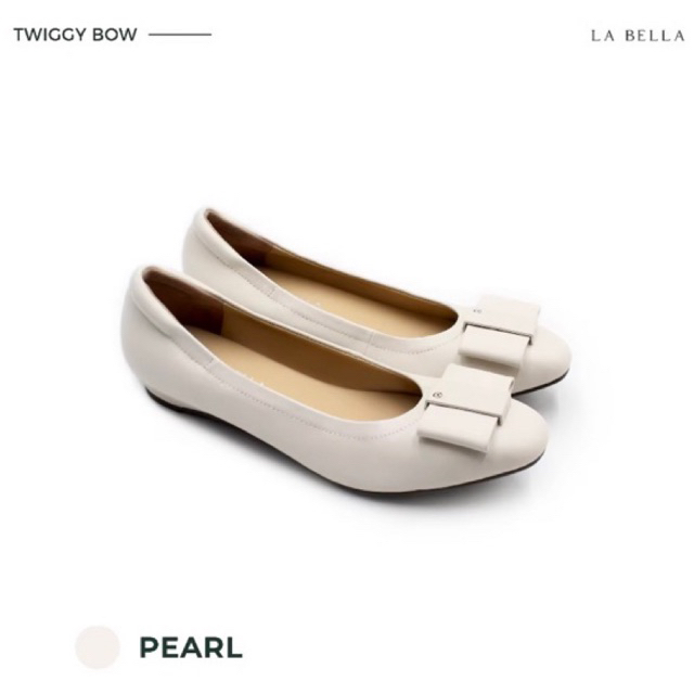 ❌❌ SOLD ❌❌ ส่งต่อ รองเท้า LA BELLA รุ่น Twiggy bow - pearl | Size 42