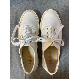 Mustard Sneakers White รองเท้าผ้าใบ เบอร์ 40