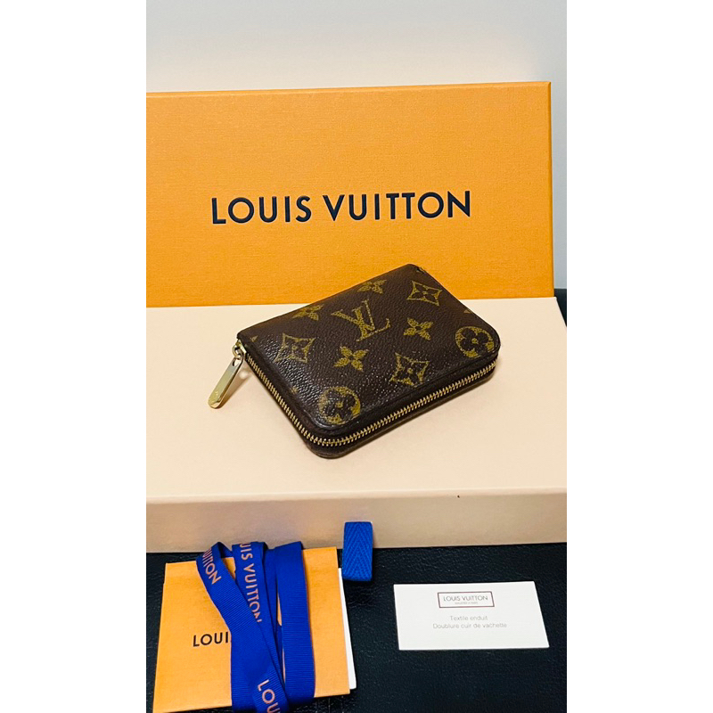 กระเป๋าสตางค์ LV ใบสั้น มือสองแท้ 💯% ขายแล้วค่ะ