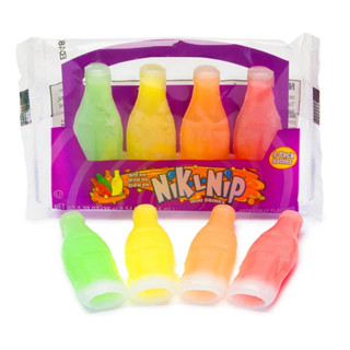 Nik-L-Nip Wax Bottles Mini Drinks Candy หนึ่งแพ็คมี 4 ขวดขนม