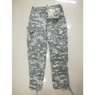 01USARMYกางเกง ทหารUS TROUSER ARMY COMBAT UNIFORM ขนาดS-Rรอบเอว27-31 นิ้ว ลายพรางดิจิตอลACUผ้า50/50