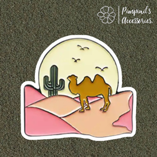 ʕ •ᴥ•ʔ ✿ พร้อมส่ง : เข็มกลัดลายอูฐในทะเลทราย | Camel in Desert Enamel Brooch Pin.