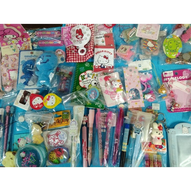 Fridge Magnets 15 บาท ของสะสม sanrio ปีเก่า Hobbies & Collections