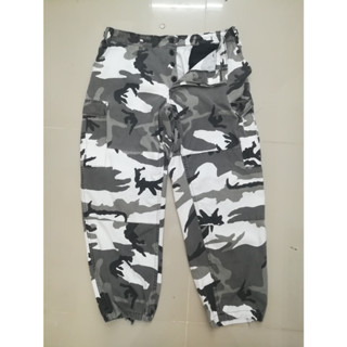 01USNATO กางเกงทหารUSผู้ชาย Black and White Camo Pants NATO Combat Trousers ขนาดL-Rรอบเอว35-39 นิ้วลายพรางNATOขาวดำ ผ้าห