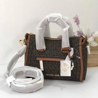 🥳กระเป๋าสะพาย สวยๆๆๆ มี 3สี✅🥳NEW MICHAEL MICHAEL KORSCarine Extra-Small Pebbled Leather Satchel
