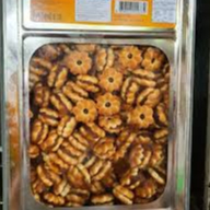 VFOODS วีฟู้ดส์ ขนมปังปี๊บบิสกิตสอดไส้สับปะรด กะทิสัปปะรด โดนัทสัปปะรด มินิสัปปะรด 5 กิโลกรัม ยกปิ๊บ