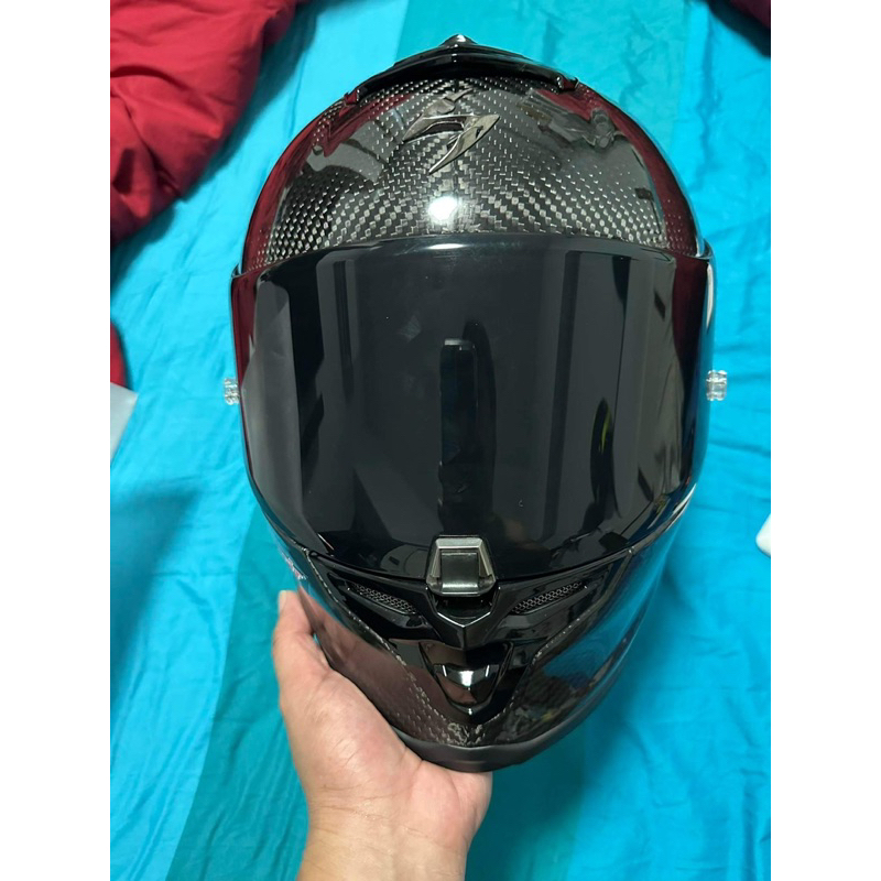 scorpion exo r1 air carbon